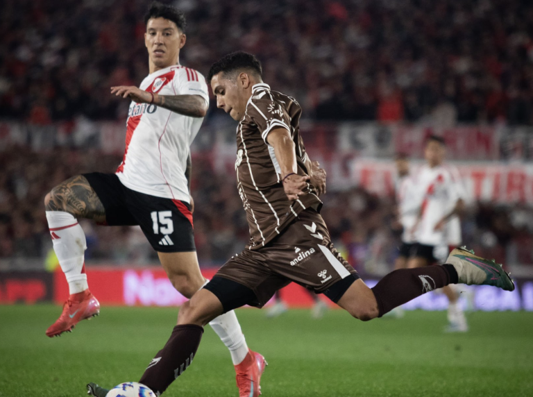 Batacazo en el Monumental: Platense eliminó a River Plate